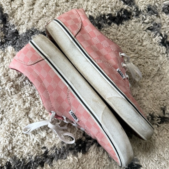 Vans Women's Pink and White Checkered Sneakers - Picture 5 of 9